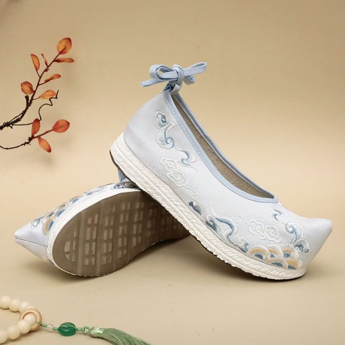Sepatu Hanfu Bordir Ukuran Bes - Ethnic Fashion Women ulasan dan harga